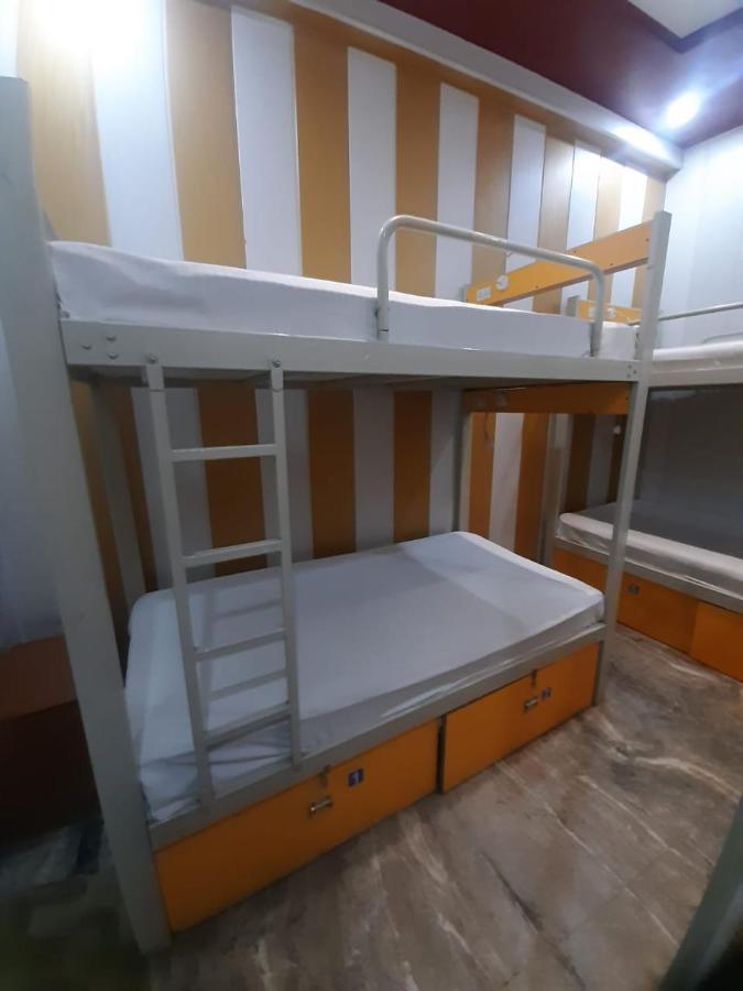 Friends Guest House & Hostel- Near Taj Mahal Agra  Exterior foto