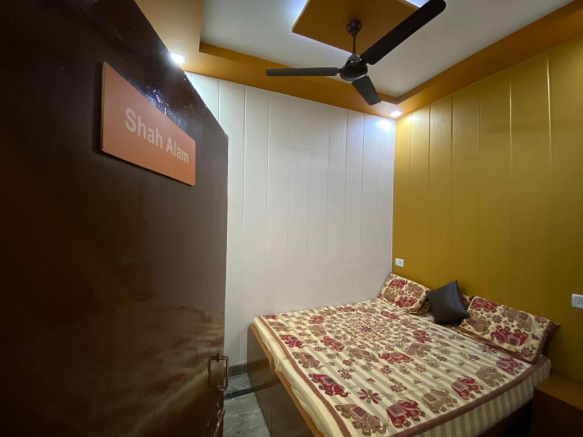 Friends Guest House & Hostel- Near Taj Mahal Agra  Exterior foto