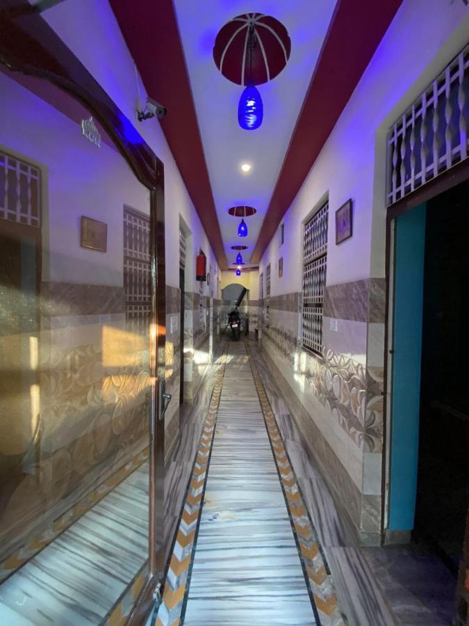 Friends Guest House & Hostel- Near Taj Mahal Agra  Exterior foto