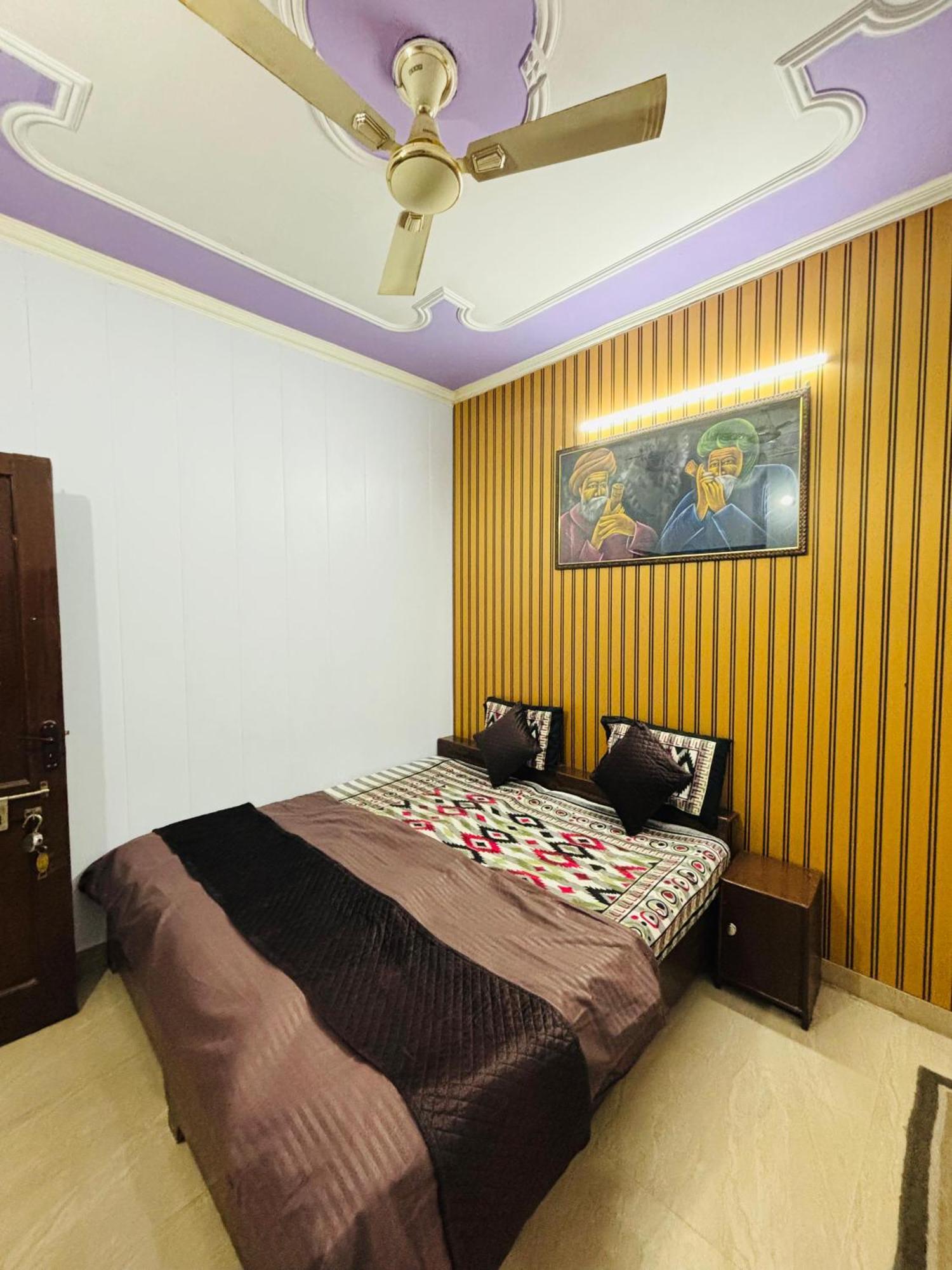 Friends Guest House & Hostel- Near Taj Mahal Agra  Exterior foto
